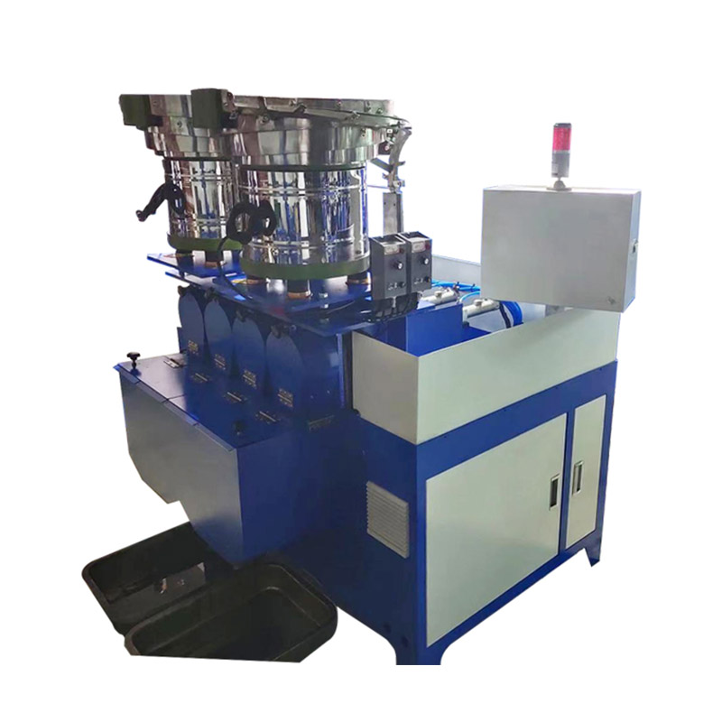 தானியங்கி நட்டு தட்டுதல் இயந்திரம்